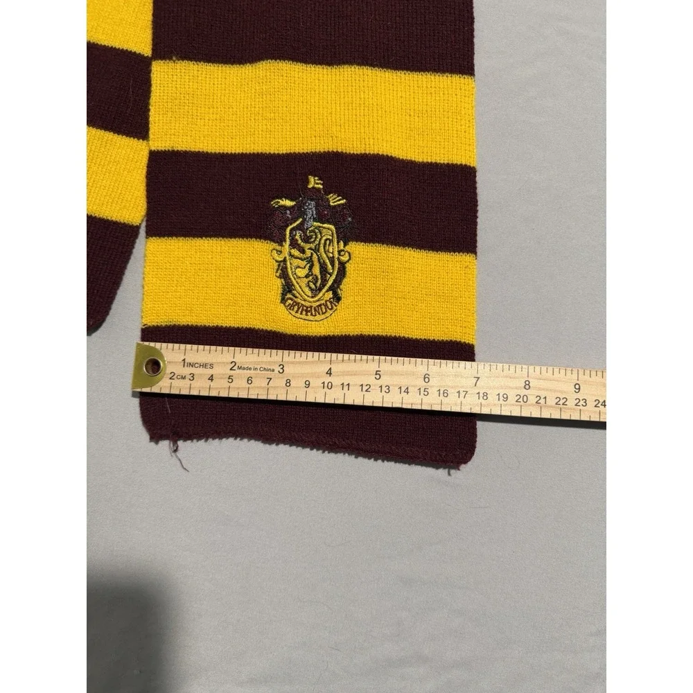 Harry Potter burgandy yellow striped neck scarf, 52x7‎